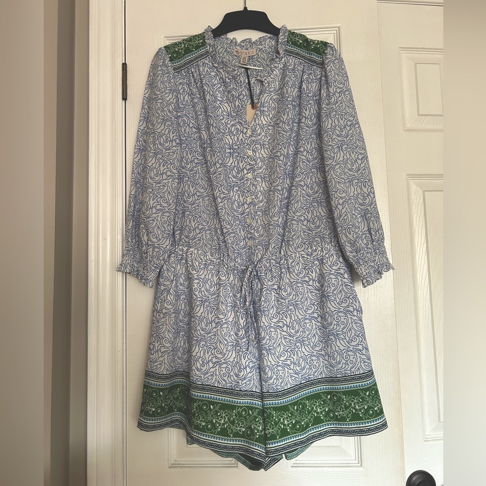 NWT Printed Romper. Size 8